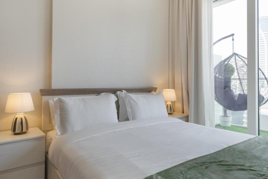 Brand New 1Br- Business Bay - Burj Khalifa View Daire Dubai Dış mekan fotoğraf